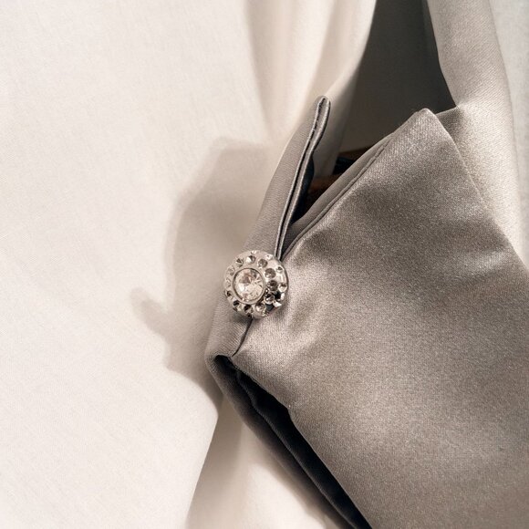 J.R. Nites by Caliendo 2-Piece Formal Skirt Suit Set – Size 12P – Silver Satin - Picture 5 of 9